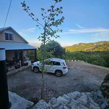 Village Drago Ferienhaus *